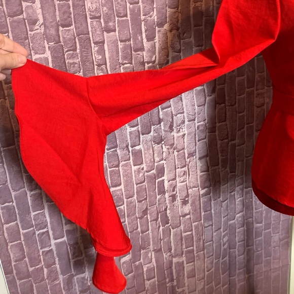 NWT True Red “Paige” Ruffle Wrap Blouse - Picture 4 of 9